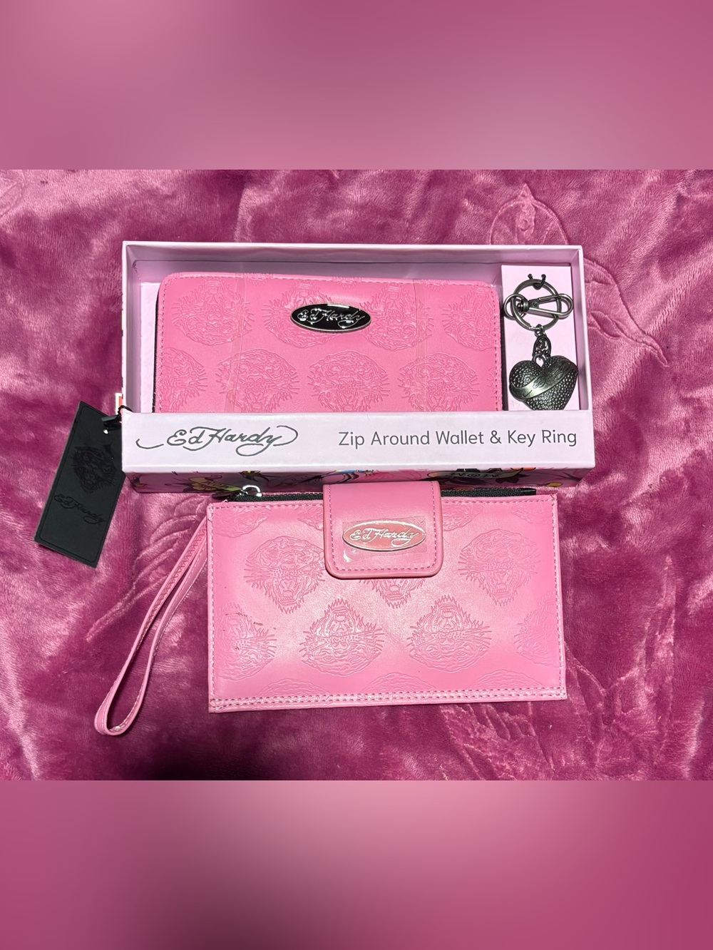 Ed Hardy Pink Zip Around Wallet & Key Ring Set
